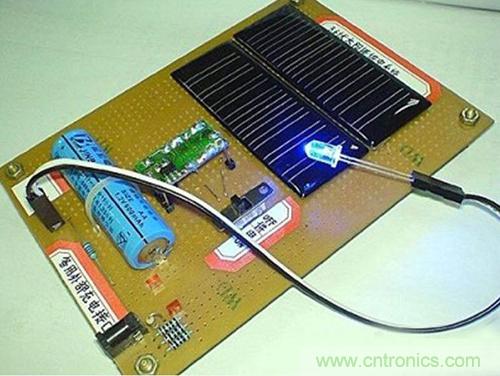 微型太陽(yáng)能供電板DIY，給手電筒收音機(jī)供電