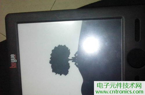 不怕摔的電紙書！一款柔性屏電子書閱讀器拆解