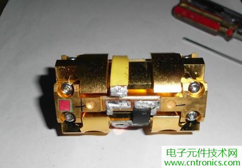 這貨一萬三？50W半導體激光模塊拆解