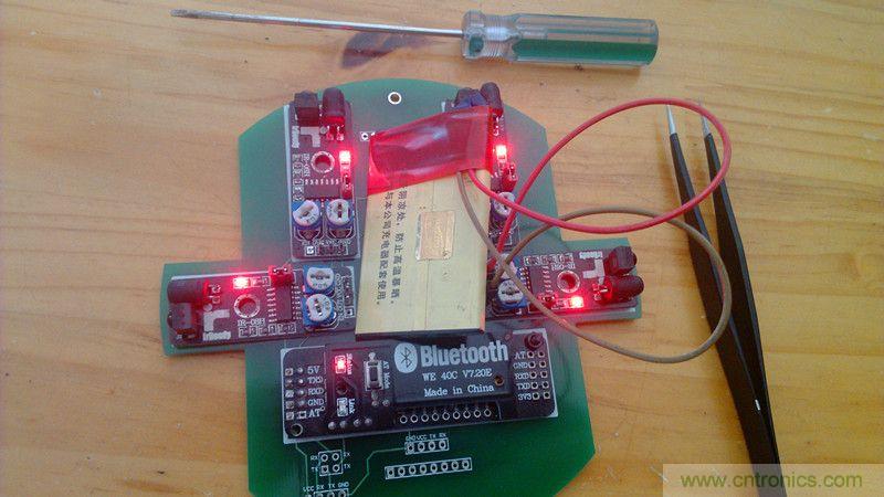 牛人力作！PCB版藍牙智能小車DIY