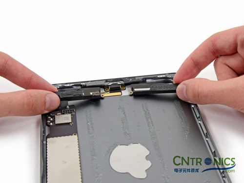 最新最牛最逆天的拆解：iPad Mini Retina 內部大揭秘！