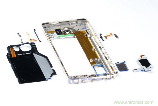 Galaxy Note5拆解，與S系列差距日漸模糊